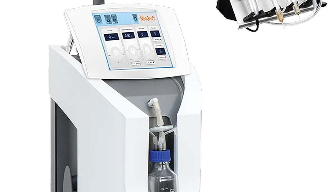 Medical device with control panel and bottle.