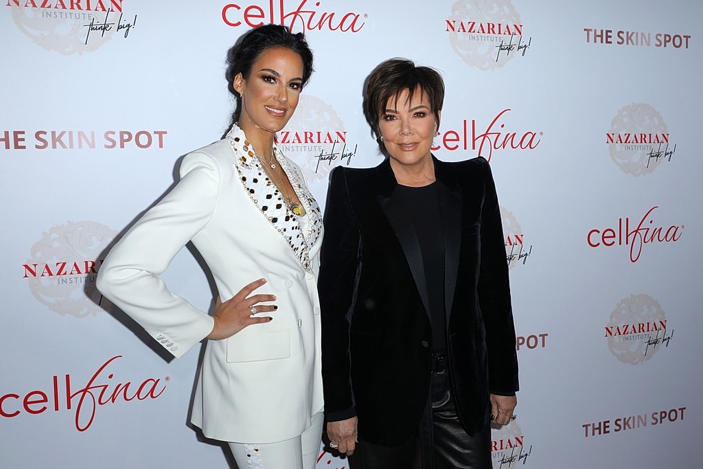 Two women posing at a celebrity event.